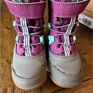 Merrell toddler snow boots. Size 6. Purple/teal/grey